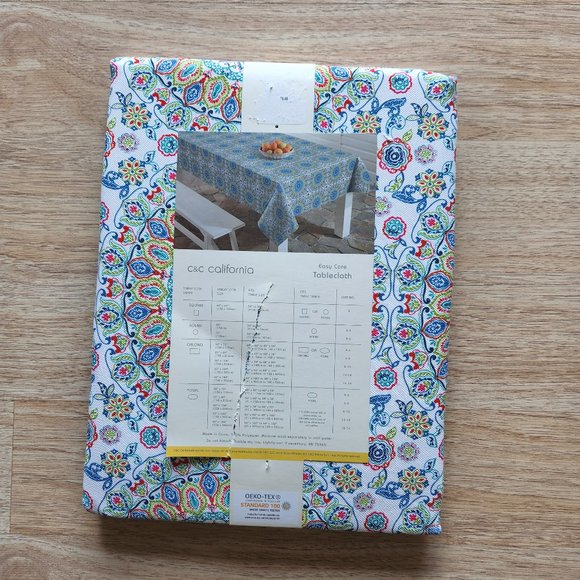 NWT C&C California Paisley Oblong 60"x84" Indoor Outdoor Tablecloth Water Resist - Picture 3 of 5